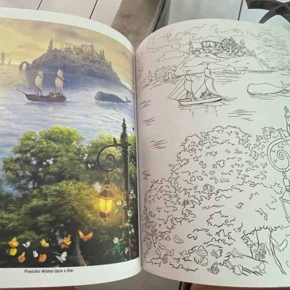 ‼️SOLD‼️Disney Coloring Book with 48 Coloring Pencils Set - Picture 8 of 13